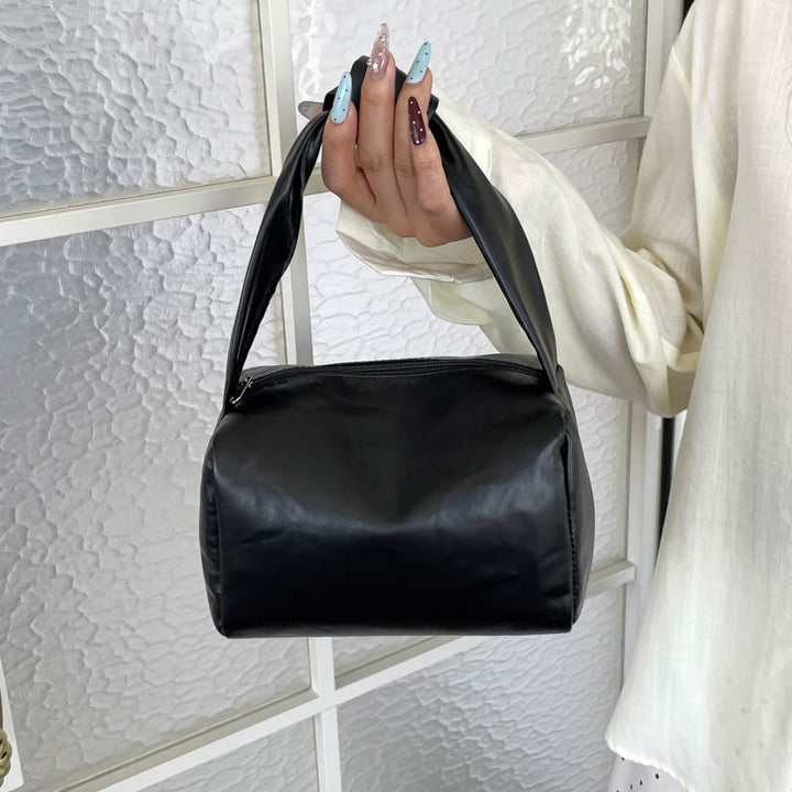 WoVintage-Inspired Structured Handbag Bowlift