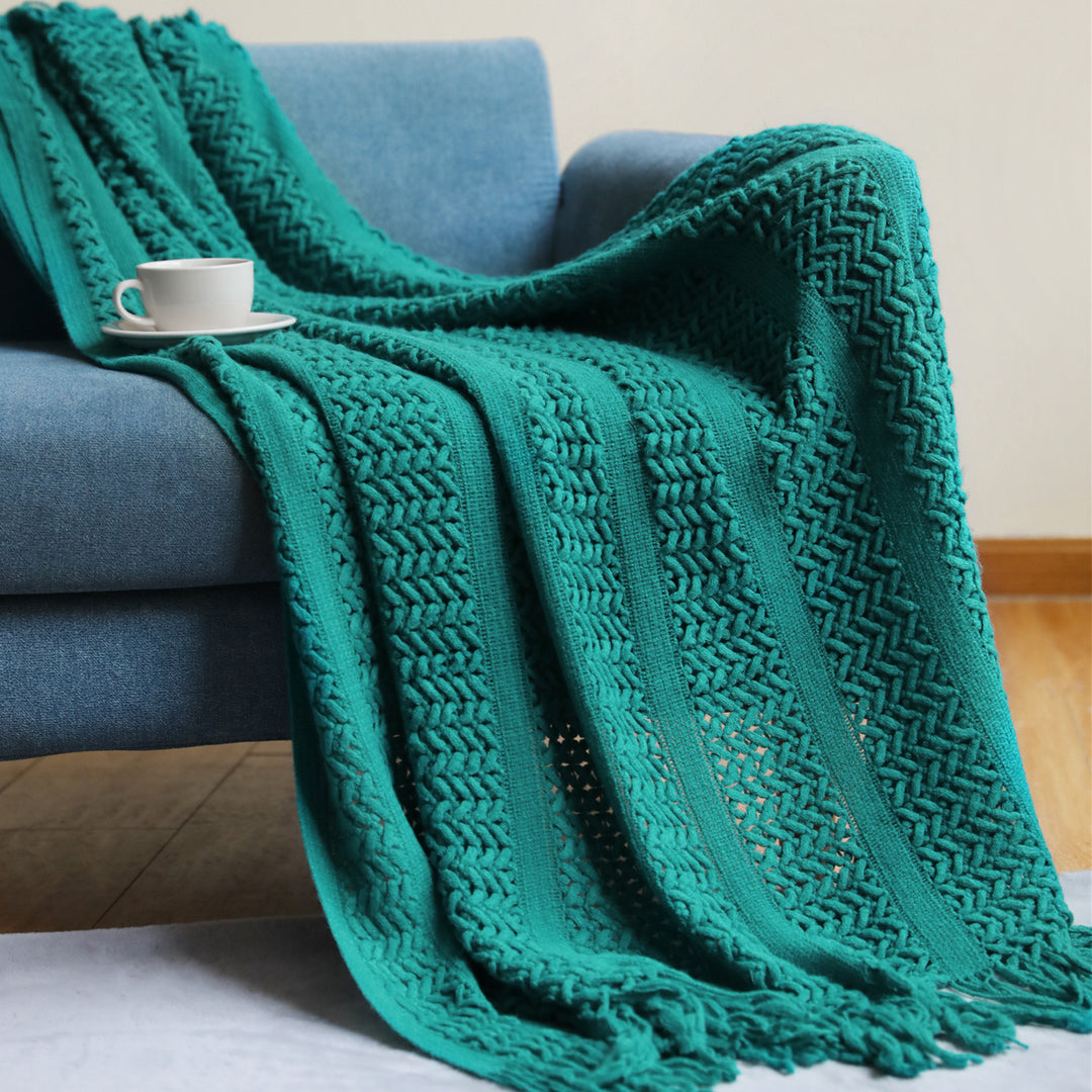Premium Handcrafted Fringe Throw Blanket Bowlift