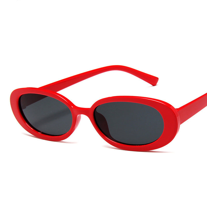 Ladies fashionable Cat-Eye sunglasses with UV protection and sturdy frame Bowlift