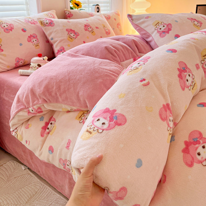 Playful Floral Patterned Fleece Blanket