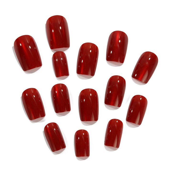 Artificial nails in elegant shine design Bowlift