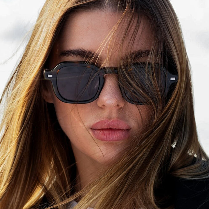 Women's fashionable square sunglasses with robust design Bowlift