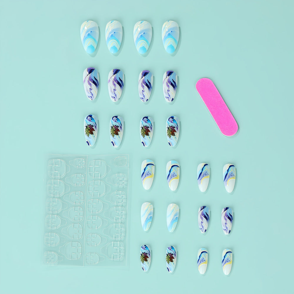 Artificial nails in elegant floral design Bowlift
