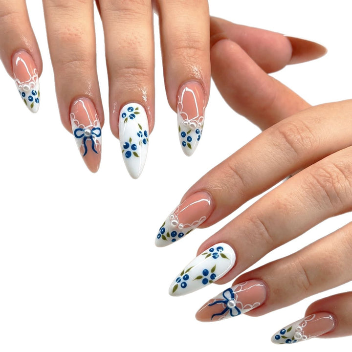 Artificial nails with romantic flower and bow decor Bowlift