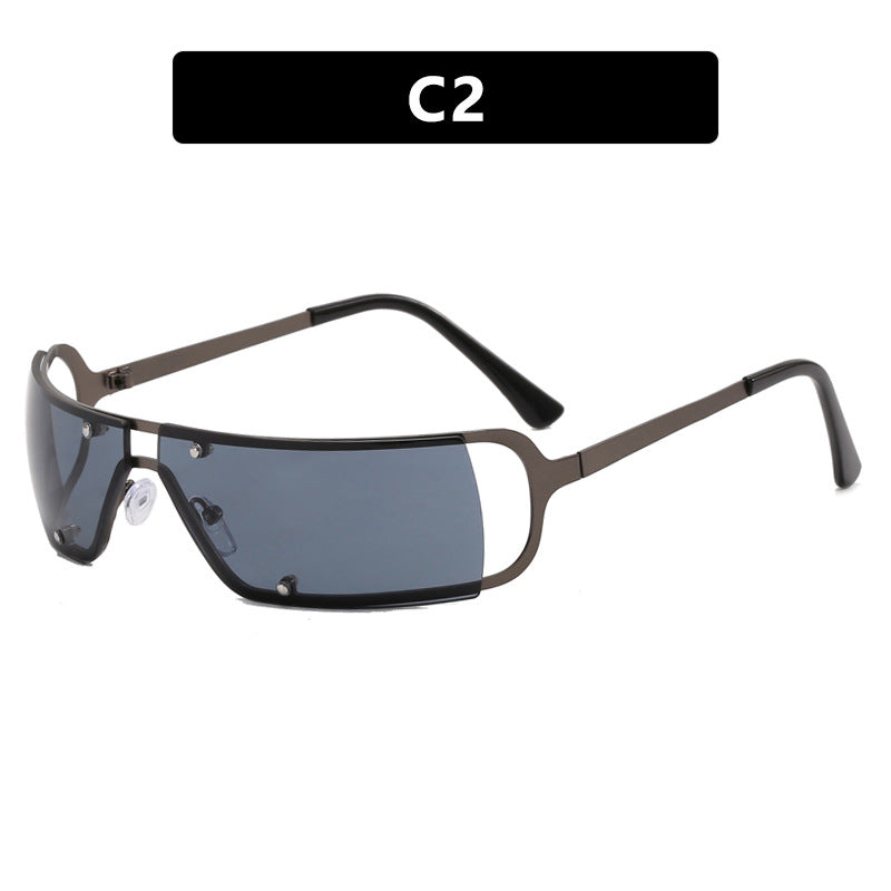 Ladies sporty glasses with protective polycarbonate lens Bowlift