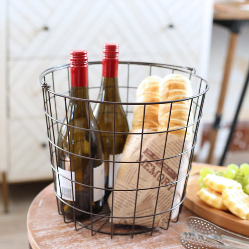 Unisex wire basket with ergonomic carrying lid Bowlift