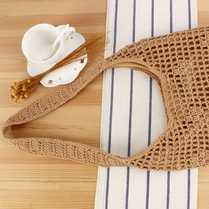 Handbag Made of Handwoven Natural Material Bowlift