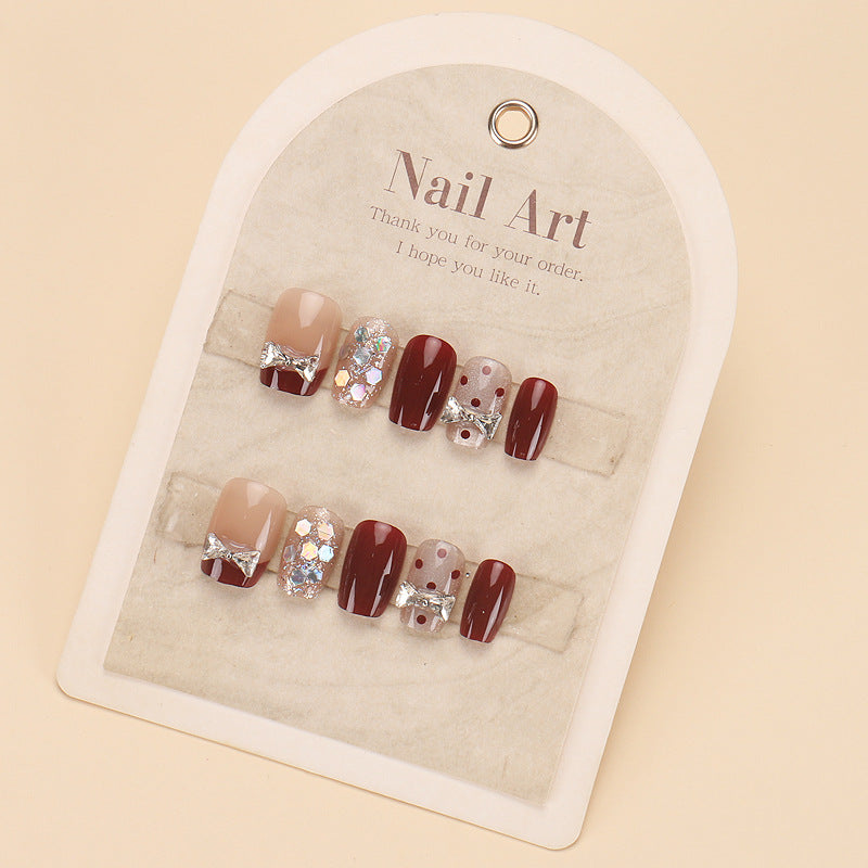Glamorous Press-On Nail Set with Rhinestone and Glossy Finish Bowlift