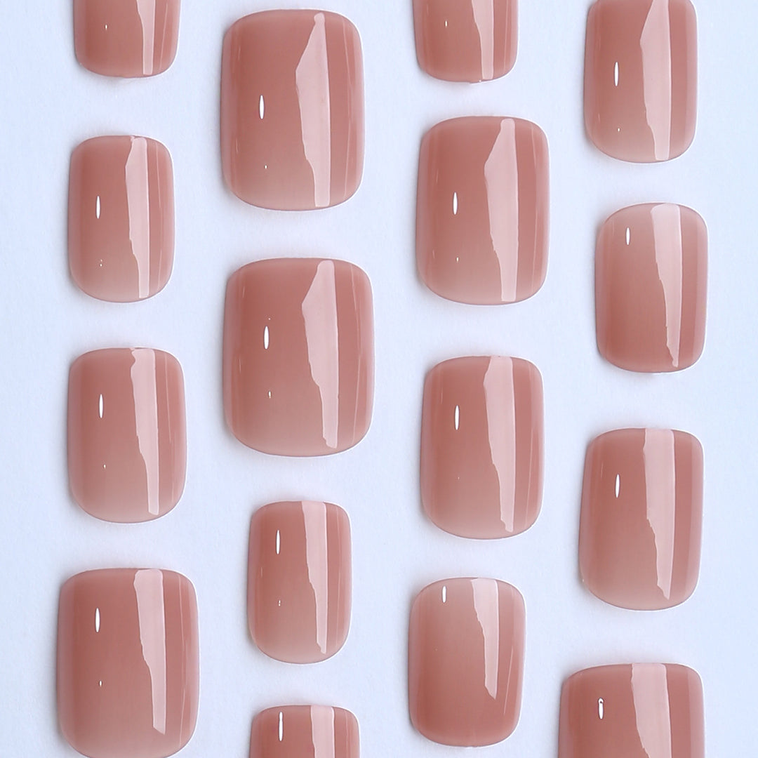 Elegant artificial nails with glossy finish Bowlift