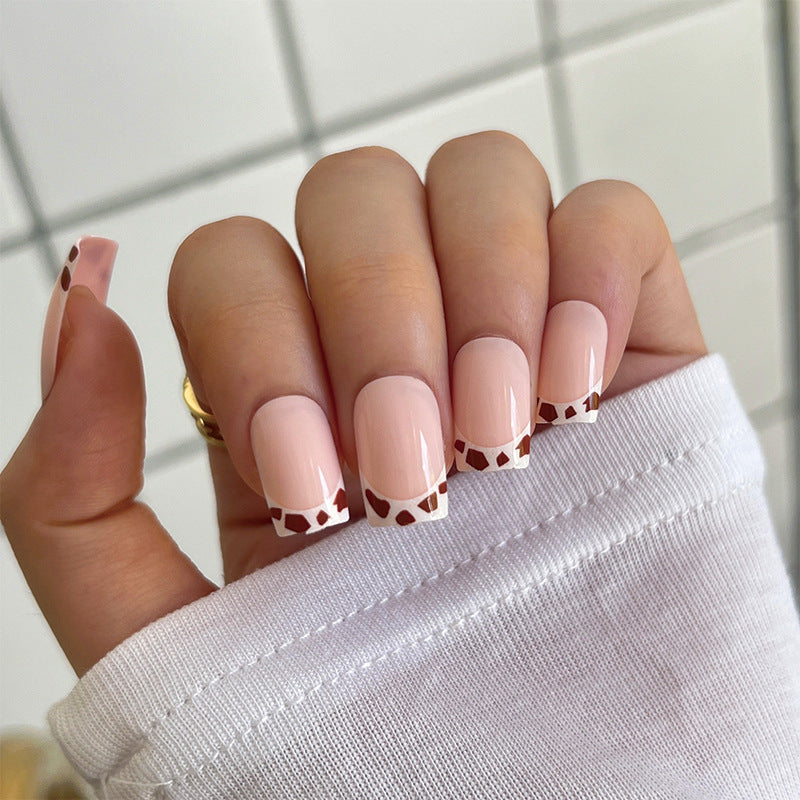 Artful nail extensions with an elegant leaf pattern Bowlift