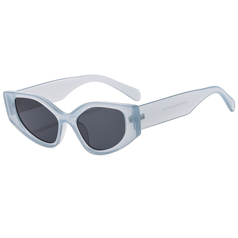 Women's fashionable sunglasses with contemporary, wide-angle frame Bowlift