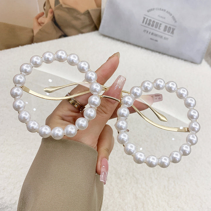 Women elegant oversized sunglasses with stylish transparent frame Bowlift