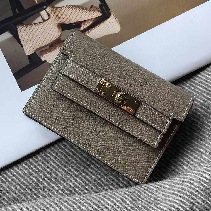 Premium Leather Cardholder with Elegant Closure Bowlift