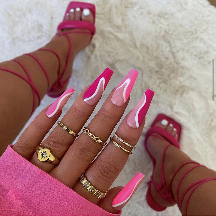 Trendy Nail Art Bowlift