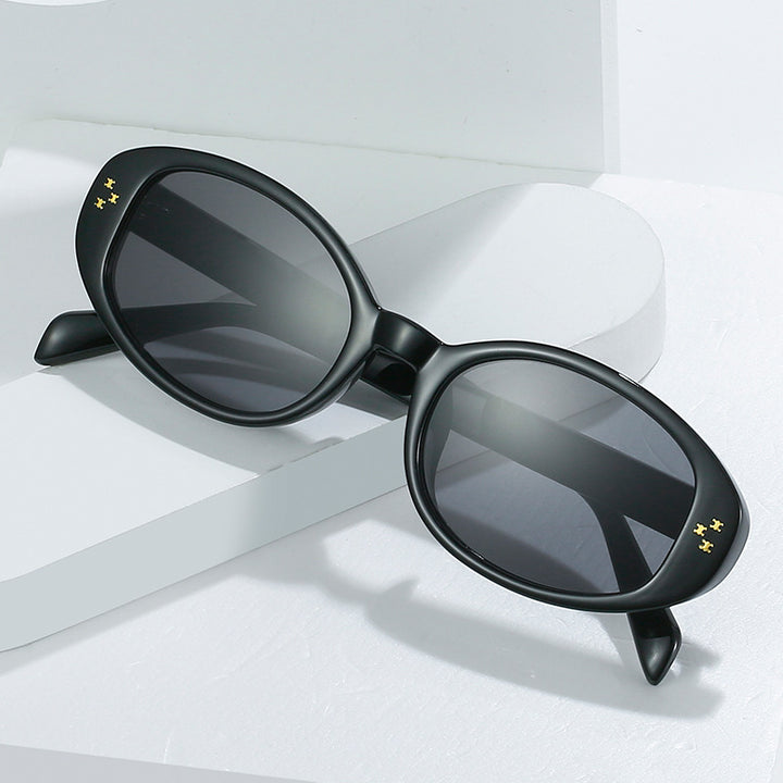 Stylish Retro Sunglasses Bowlift