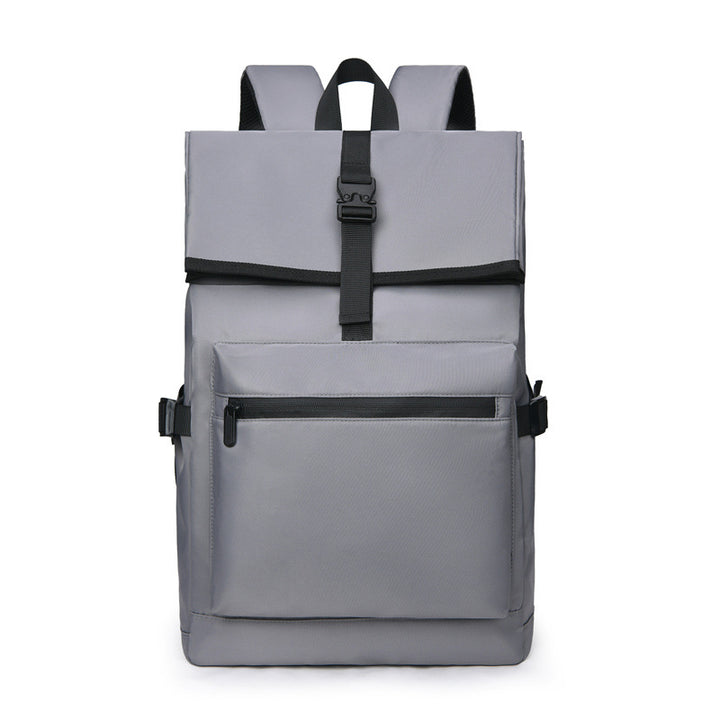 Backpack with Practical Rolltop Closure Bowlift
