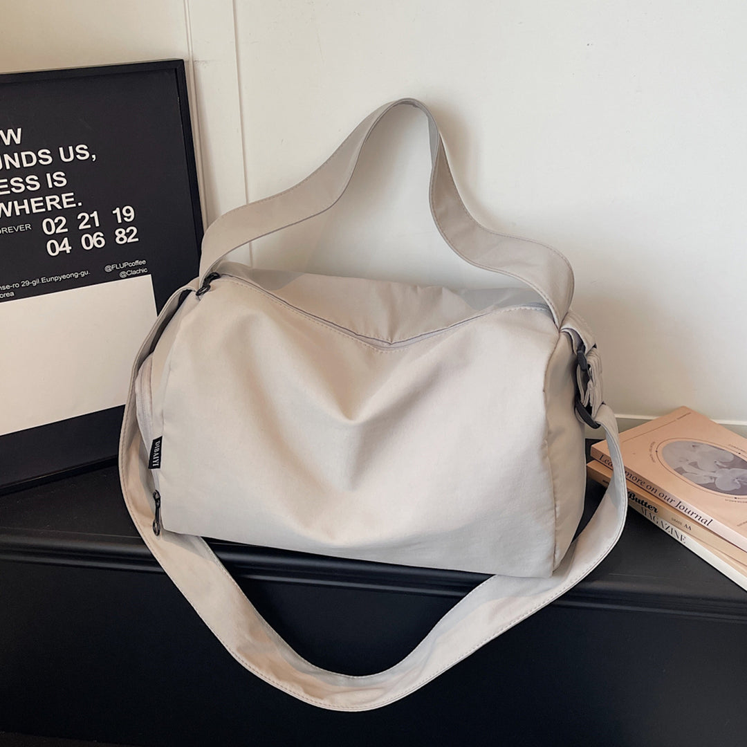 Spacious Utility Gym Bag Bowlift