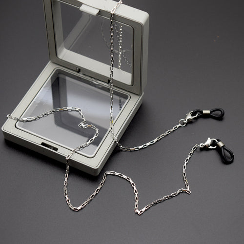 Sleek Silver Chain Eyewear Holder Bowlift