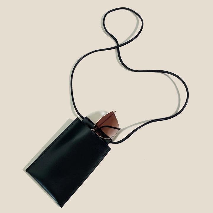 Minimalist Leather Phone Holder Bowlift