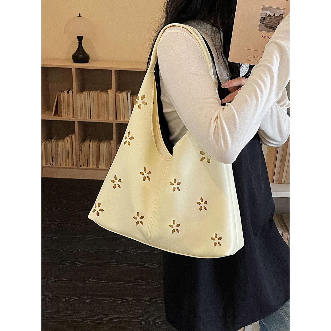 Floral Cut-Out Hobo Bag Bowlift