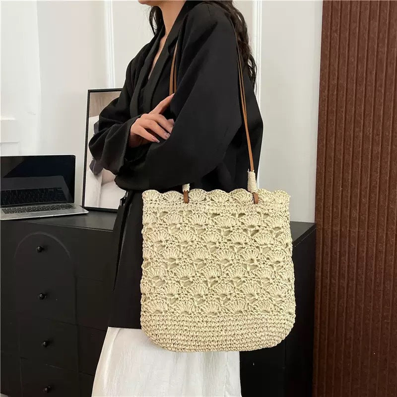 Handbag in Floral Design Bowlift