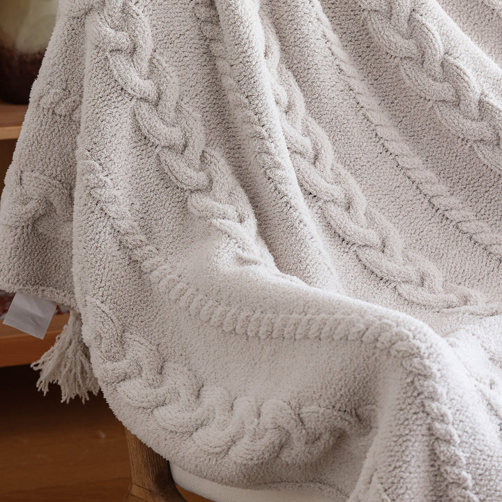 Heavyweight Cable Knit Throw Blanket