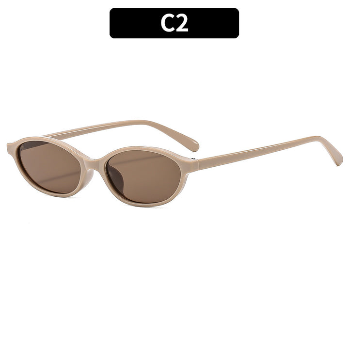 Retro-Inspired Oval Frame Sunglasses