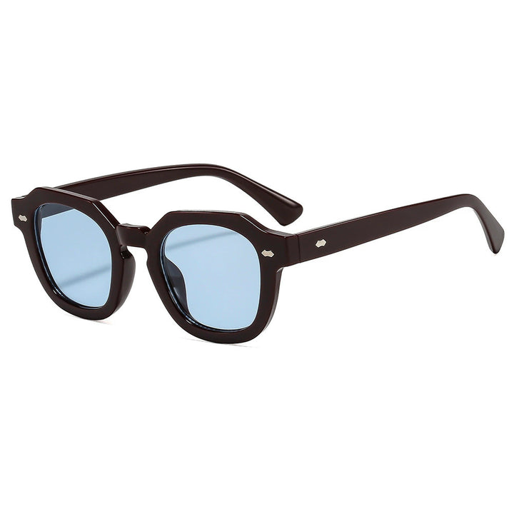 Women's sunglasses in modern design with polarized lenses Bowlift