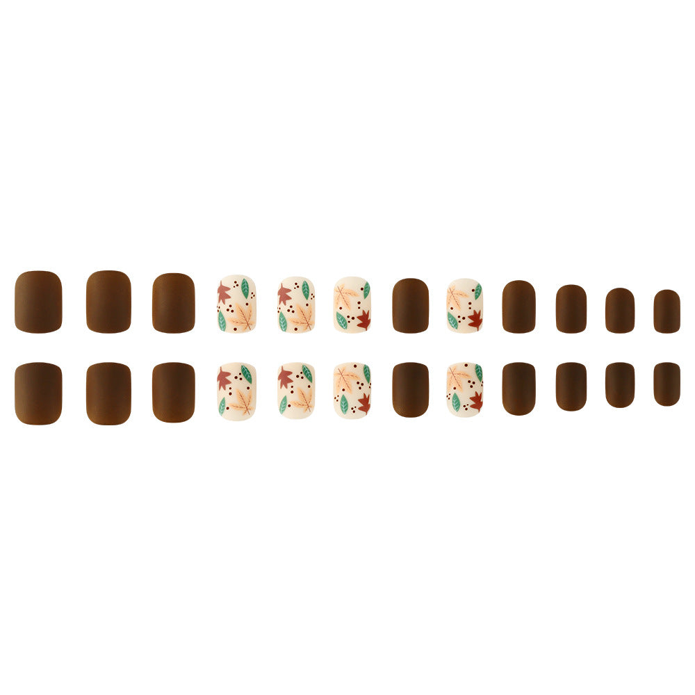 Fall-Themed Nail Art Bowlift