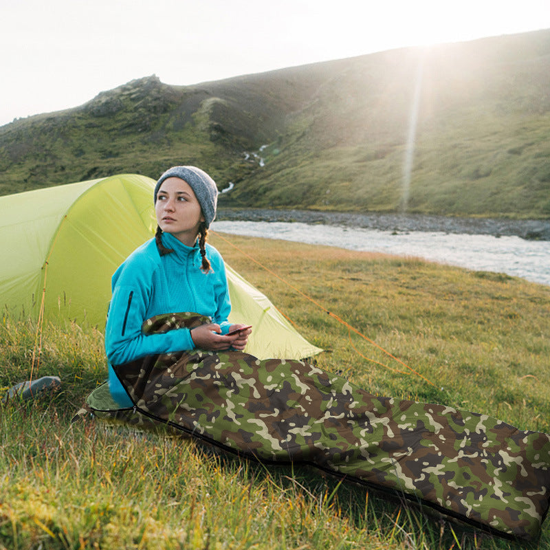 Comfortable and Warm Sleeping Bag Bowlift