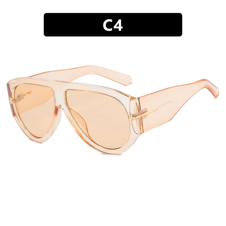 Women Designer Sunglasses in Elegant Retro Design with Wide Frame Bowlift