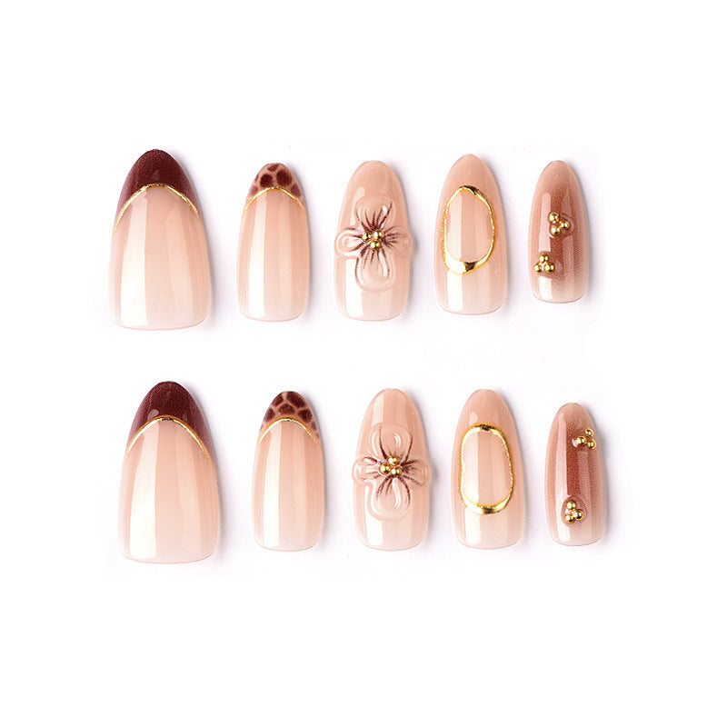 Artificial Nail Set with Floral and Elegant Gold Decorations Bowlift