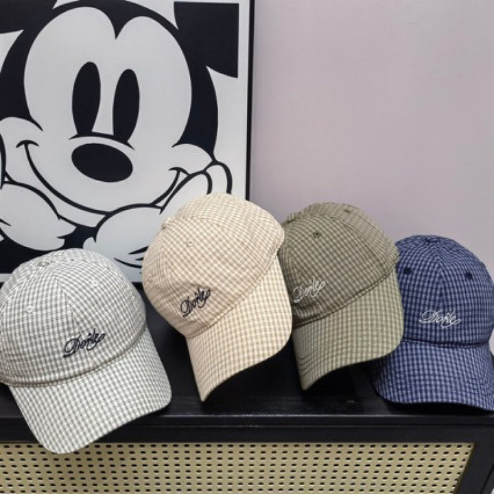 Women's Structured Plaid Baseball Cap Bowlift