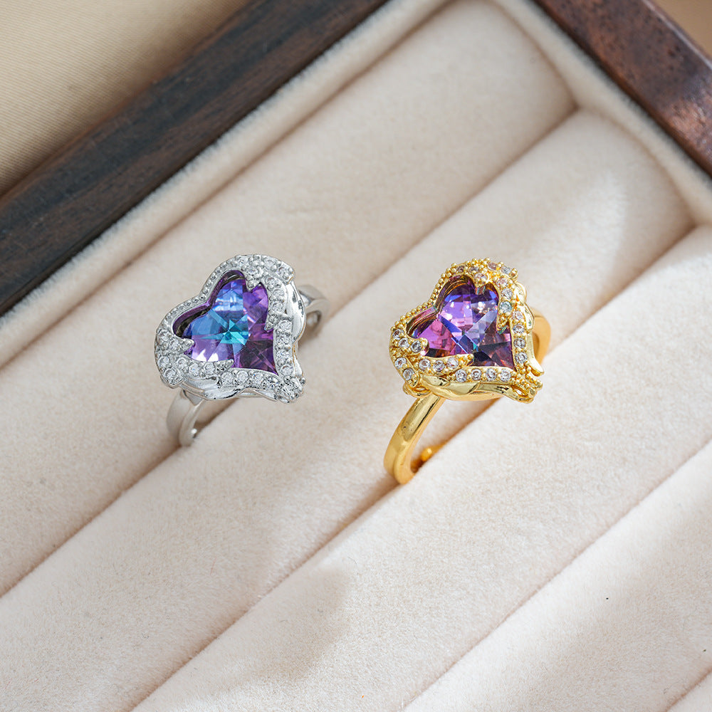 Heart-Shaped Amethyst And Zirconia-Coated Cocktail Ring With Intricate Filigree Design