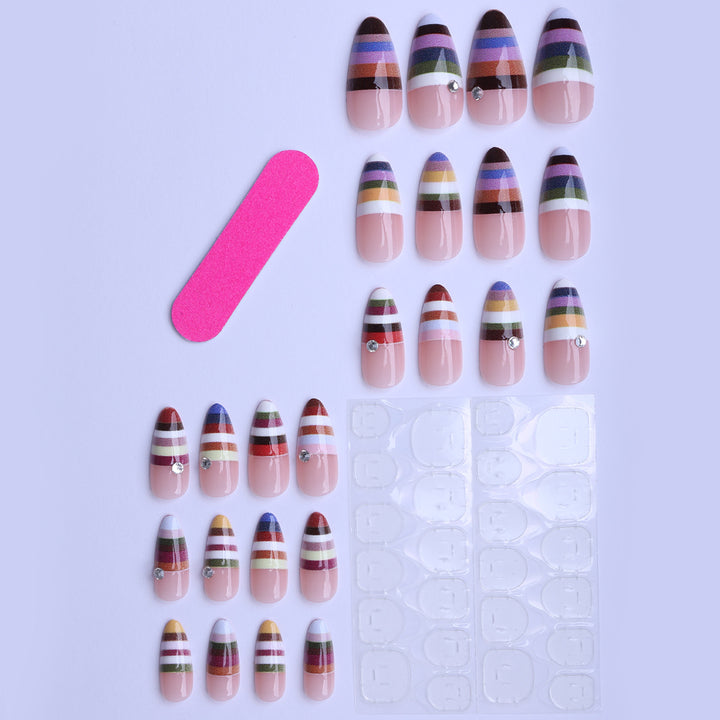 Artificial Nails in Modern Stripe Design Bowlift