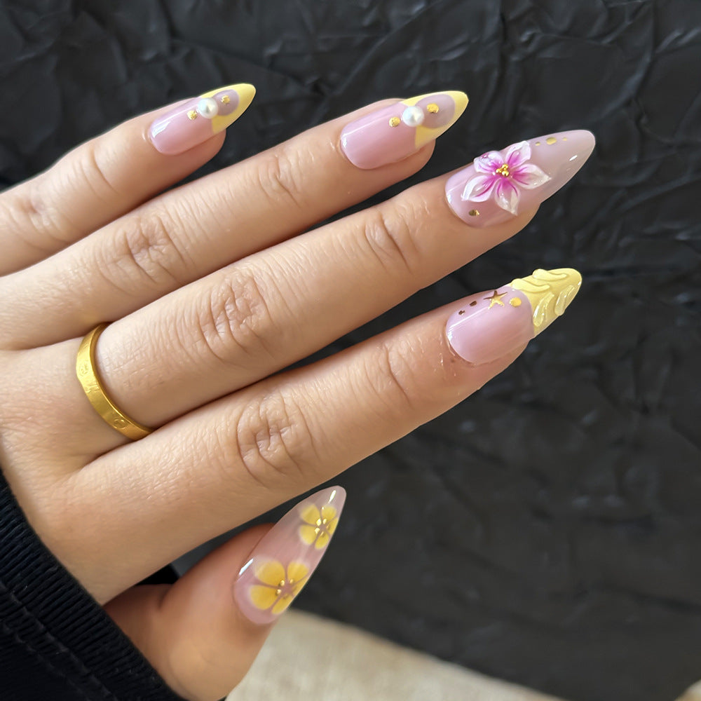 Decorative Floral Press-On Nail Set Bowlift