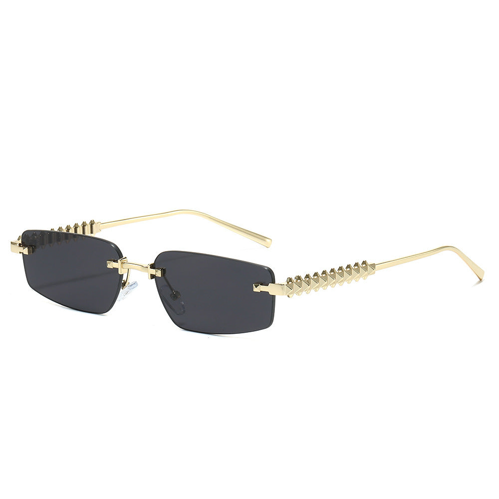 Women's Designer Sunglasses with Unique Barbed Wire Design Bowlift
