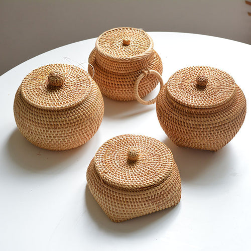 Women's unique and handcrafted storage bag Bowlift