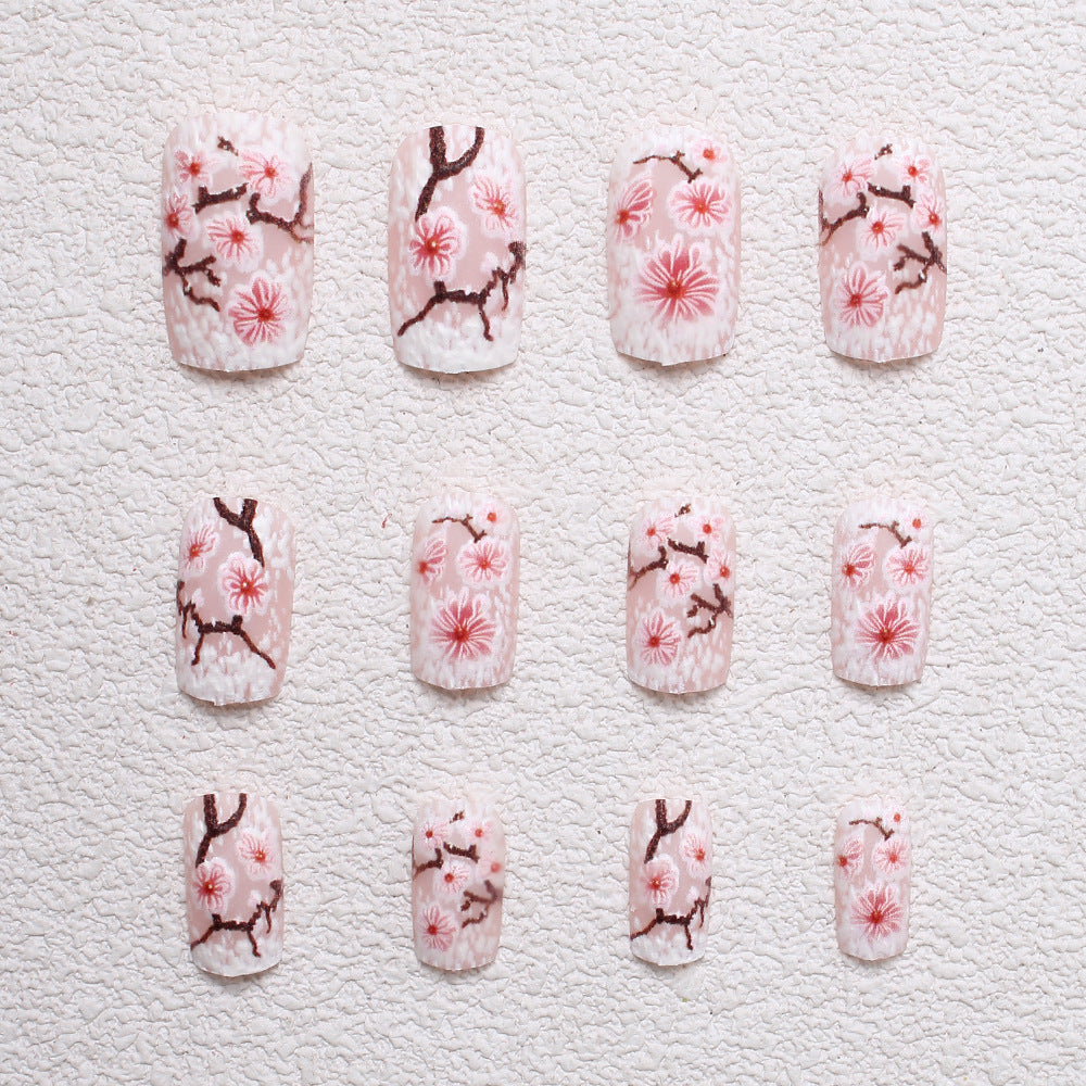 Floral Embellished Press-On Nail Art Bowlift
