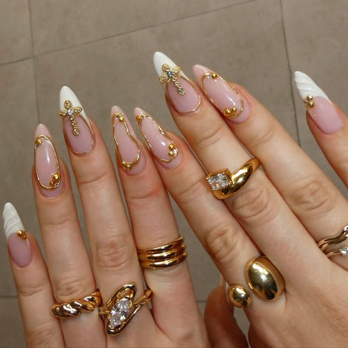 Artistic Press-On Nail Set with Elegant Design Accents Bowlift