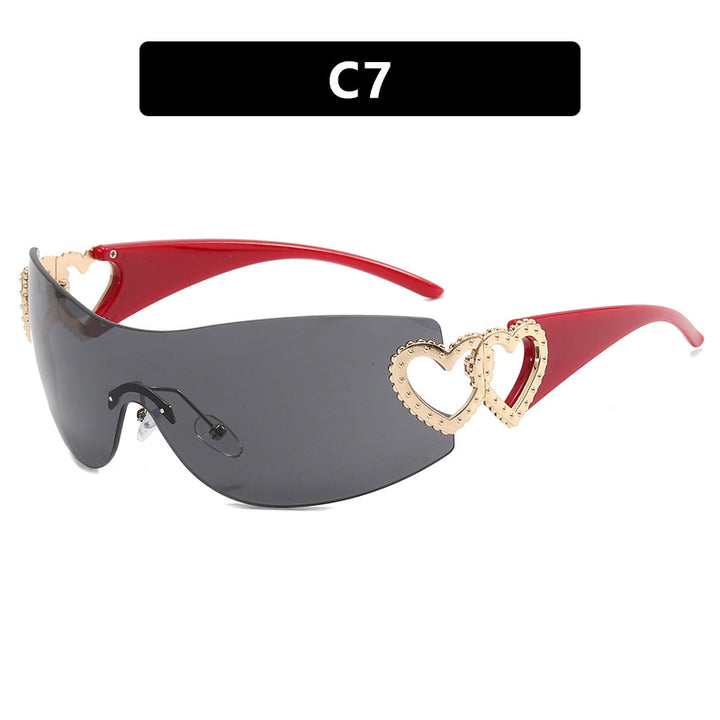Ladies Fashion Sunglasses with Heart Applications Bowlift