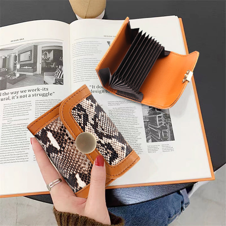 Textured Snakeskin Print Wallet