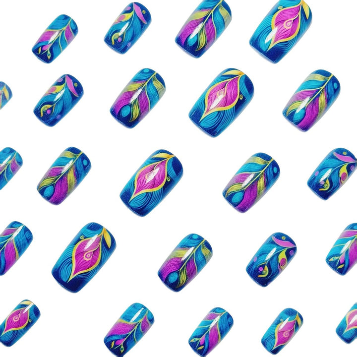 Artificial nails with elegant feather design Bowlift