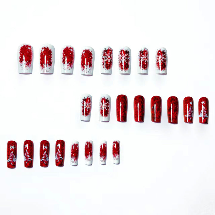 Artificial nails with festive Christmas design Bowlift