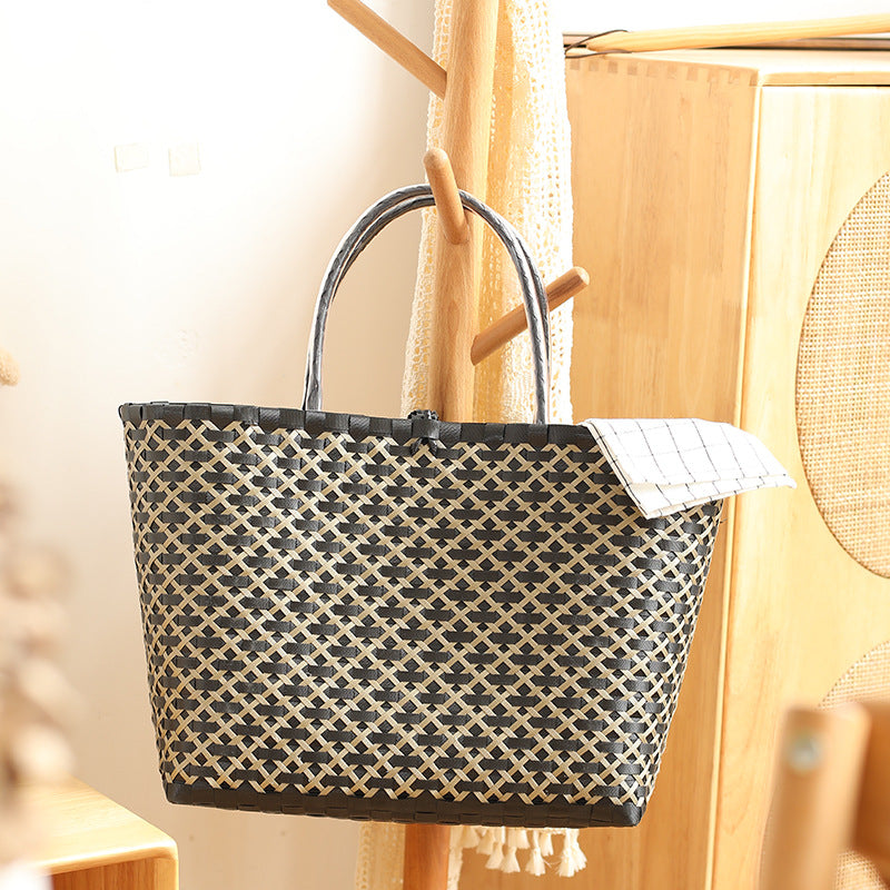 Stylish Woven Beach Tote Bowlift