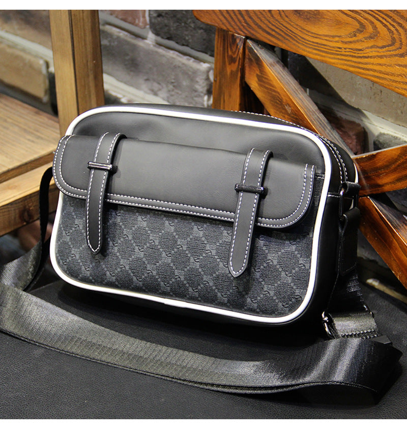 Versatile crossbody bag with durable exterior material Bowlift