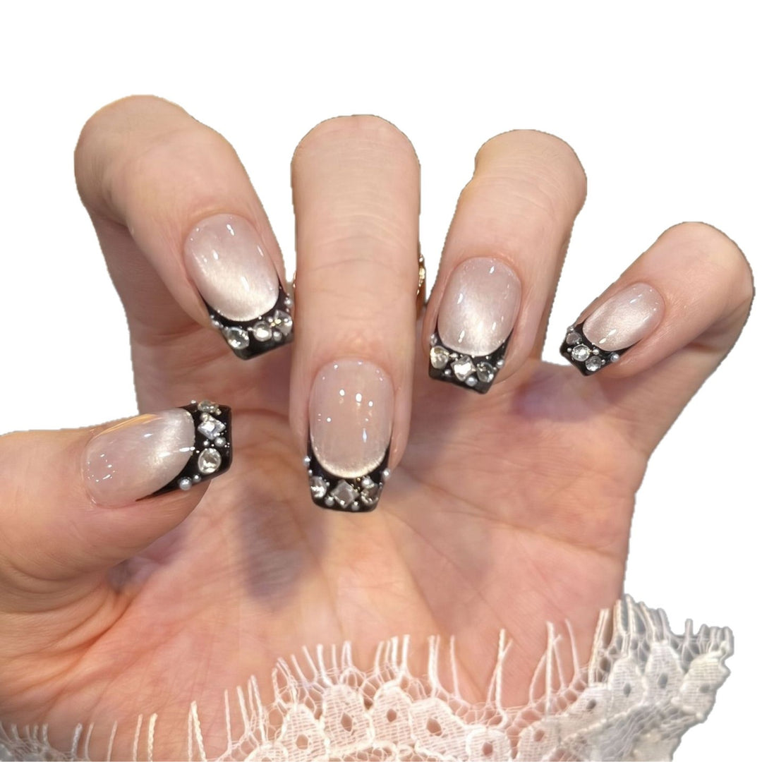Decorative Rhinestone Tip Press-On Nails Bowlift