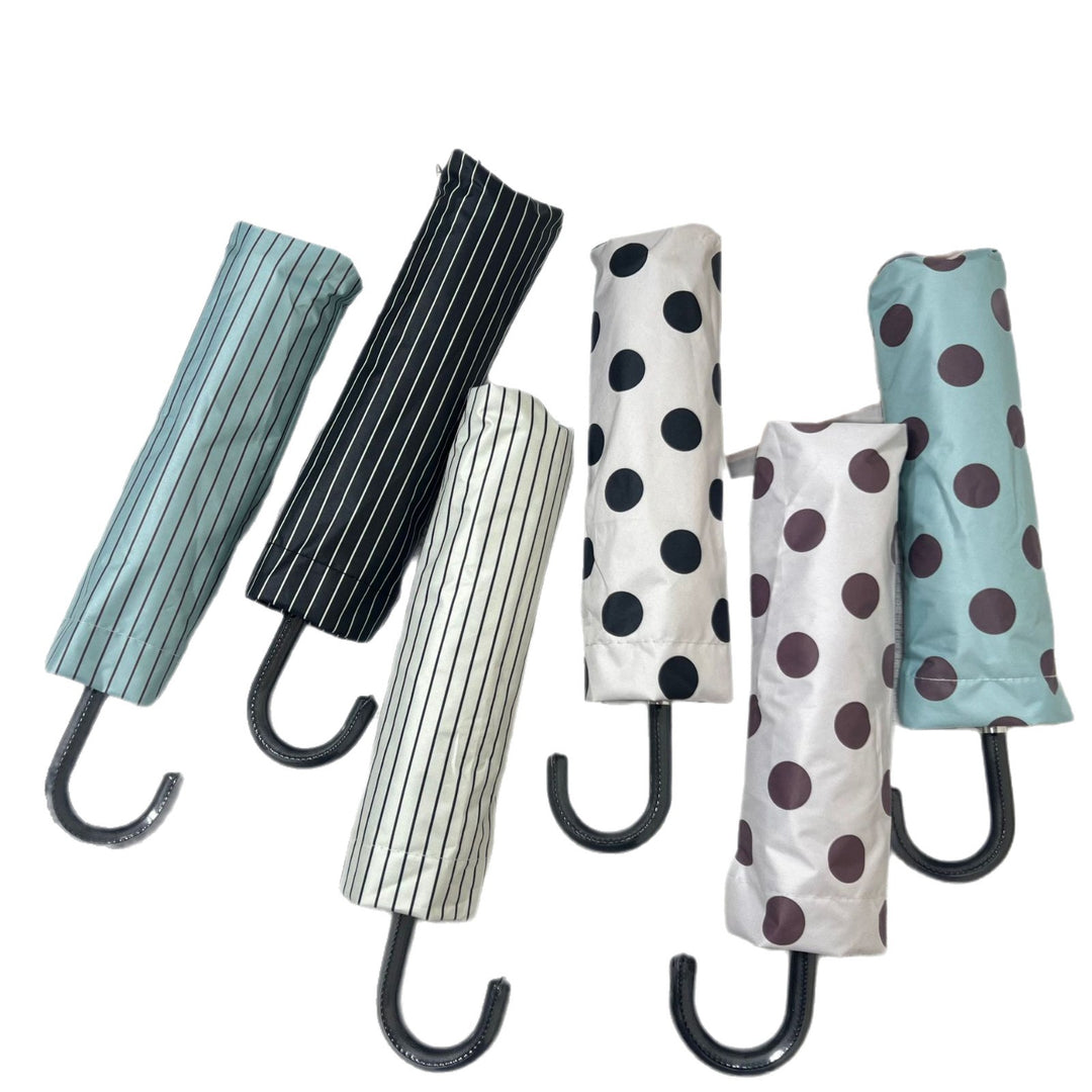 Women Folding Umbrella Bowlift