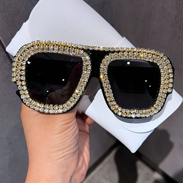 Ladies Glamorous Sunglasses with Extravagant Crystal Frame Bowlift