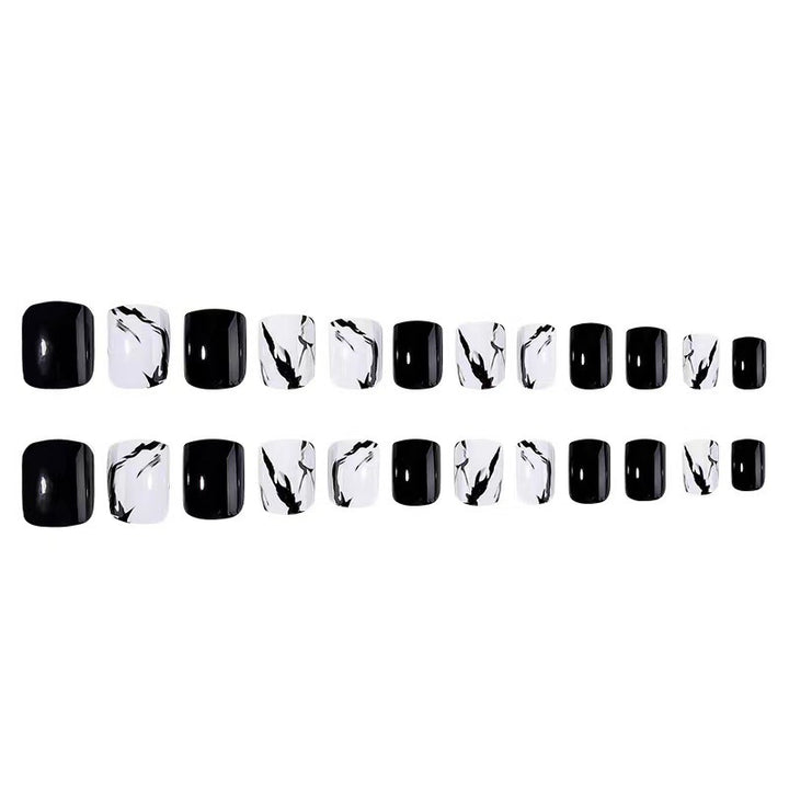 Artificial nail set with luxurious marble design and elegant high-gloss finish Bowlift